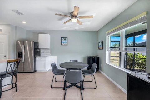 House in Punta Gorda, Florida 3 bedrooms, 212.93 sq.m. № 1780794 - photo 16