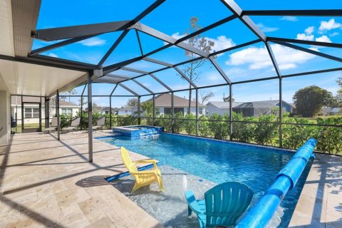 House in Punta Gorda, Florida 3 bedrooms, 212.93 sq.m. № 1780794 - photo 4