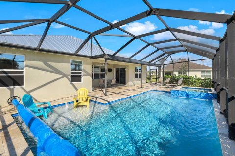 House in Punta Gorda, Florida 3 bedrooms, 212.93 sq.m. № 1780794 - photo 29
