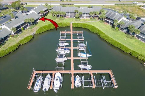 Condo in Apollo Beach, Florida, 2 bedrooms  № 1761068 - photo 3