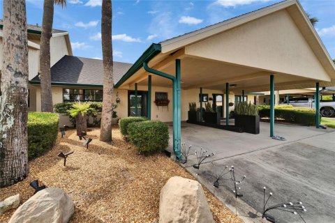 Condo in Apollo Beach, Florida, 2 bedrooms  № 1761068 - photo 9