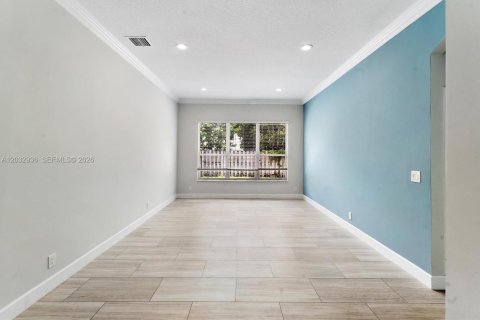 Villa ou maison à vendre à Coconut Creek, Floride: 4 chambres, 222.41 m2 № 2085749 - photo 5