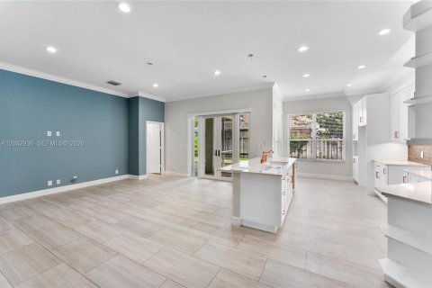 Villa ou maison à vendre à Coconut Creek, Floride: 4 chambres, 222.41 m2 № 2085749 - photo 9
