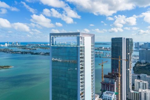 Condominio en venta en Miami, Florida, 3 dormitorios, 333.24 m2 № 1859531 - foto 3