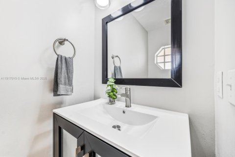 Купить таунхаус в Корал-Спрингс, Флорида 3 спальни, 136.85м2, № 1972620 - фото 6