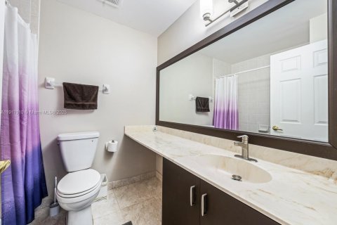 Купить таунхаус в Корал-Спрингс, Флорида 3 спальни, 136.85м2, № 1972620 - фото 21