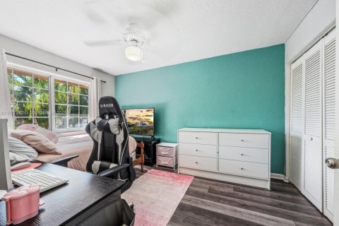 Купить таунхаус в Корал-Спрингс, Флорида 3 спальни, 136.85м2, № 1972620 - фото 20