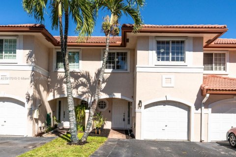 Купить таунхаус в Корал-Спрингс, Флорида 3 спальни, 136.85м2, № 1972620 - фото 3