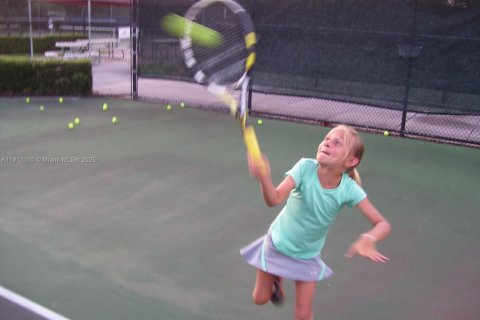 Купить таунхаус в Корал-Спрингс, Флорида 3 спальни, 136.85м2, № 1972620 - фото 28