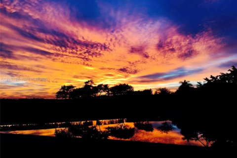 Купить таунхаус в Корал-Спрингс, Флорида 3 спальни, 136.85м2, № 1972620 - фото 29