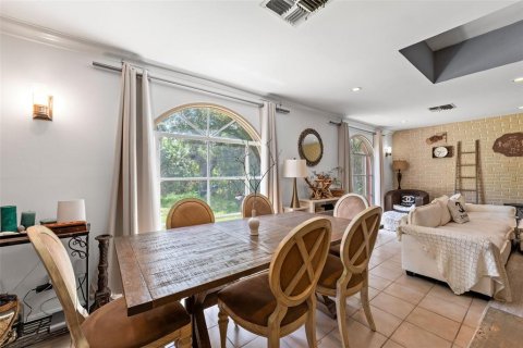 House in Tampa, Florida 4 bedrooms, 256.13 sq.m. № 1805157 - photo 18