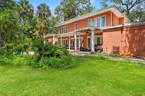 House in Tampa, Florida 4 bedrooms, 256.13 sq.m. № 1805157 - photo 4