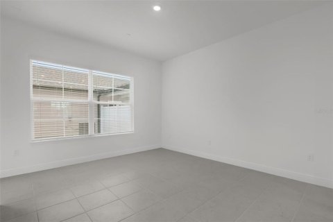 Townhouse in Windermere, Florida 3 bedrooms, 153.2 sq.m. № 2400391 - photo 28