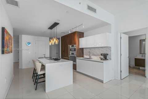 Купить кондоминиум в Майами, Флорида 2 спальни, 143.72м2, № 2074035 - фото 6