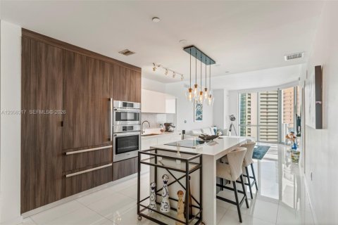 Купить кондоминиум в Майами, Флорида 2 спальни, 143.72м2, № 2074035 - фото 2