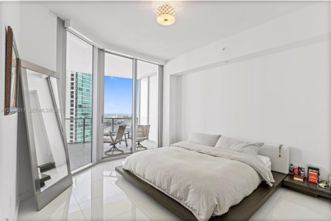 Купить кондоминиум в Майами, Флорида 2 спальни, 143.72м2, № 2074035 - фото 10