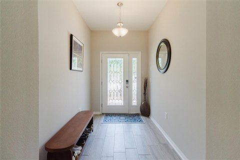 House in Spring Hill, Florida 4 bedrooms, 214.88 sq.m. № 2110423 - photo 7