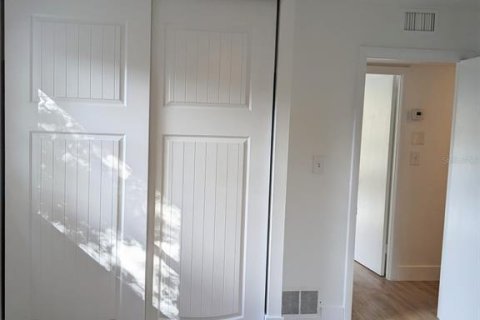Casa en venta en Orlando, Florida, 4 dormitorios, 124.86 m2 № 2201384 - foto 12