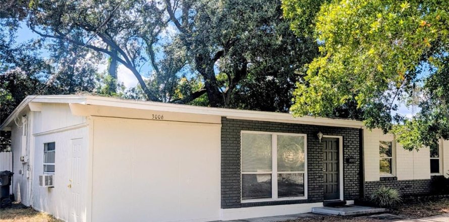 Casa en Orlando, Florida 4 dormitorios, 124.86 m2 № 2201384
