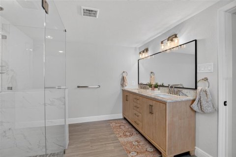 House in Saint Petersburg, Florida 3 bedrooms, 147.71 sq.m. № 2396223 - photo 30