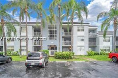 Condo in Cutler Bay, Florida, 2 bedrooms  № 2081751