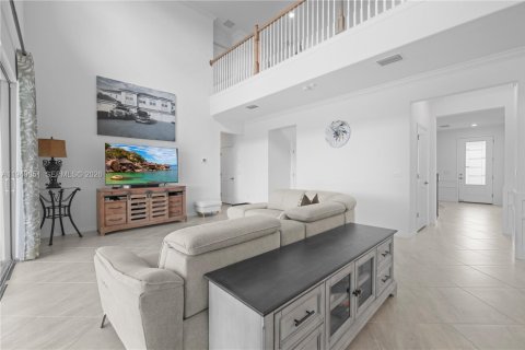 House in Punta Gorda, Florida 4 bedrooms № 2004219 - photo 8