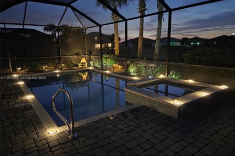 House in Punta Gorda, Florida 4 bedrooms № 2004219 - photo 30