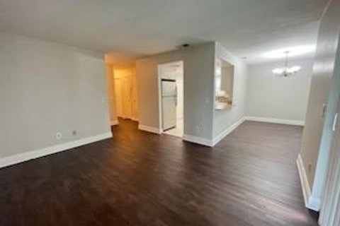 Condominio en alquiler en Orlando, Florida, 2 dormitorios, 84.08 m2 № 1841386 - foto 4