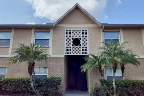 Condominio en alquiler en Orlando, Florida, 2 dormitorios, 84.08 m2 № 1841386 - foto 1