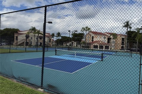 Condominio en venta en Miramar, Florida, 2 dormitorios, 89.74 m2 № 1949412 - foto 25