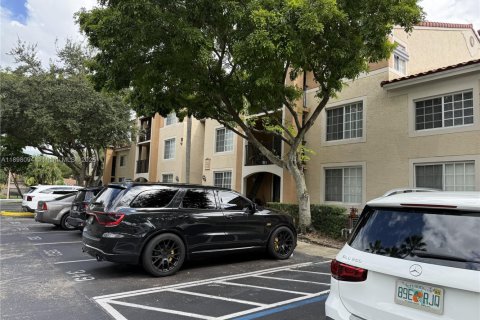 Condominio en venta en Miramar, Florida, 2 dormitorios, 89.74 m2 № 1949412 - foto 19