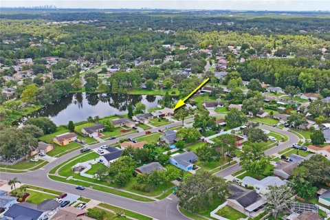 House in Tampa, Florida 3 bedrooms, 117.8 sq.m. № 1894773 - photo 4