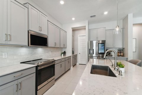 Casa en venta en Tampa, Florida, 4 dormitorios, 233 m2 № 1820499 - foto 30