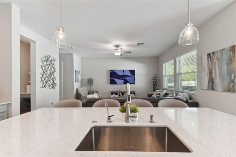 Casa en venta en Tampa, Florida, 4 dormitorios, 233 m2 № 1820499 - foto 28