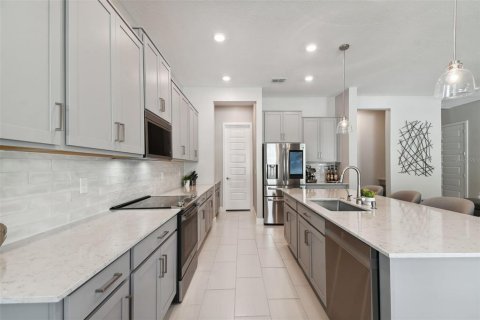 Casa en venta en Tampa, Florida, 4 dormitorios, 233 m2 № 1820499 - foto 29