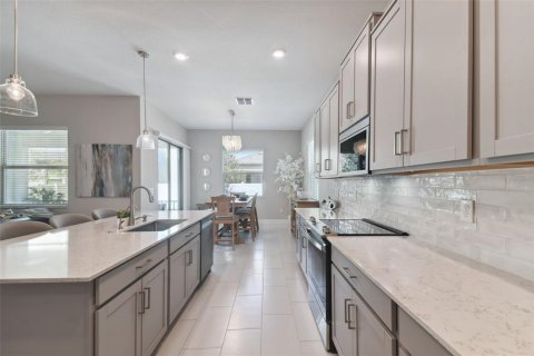 Casa en venta en Tampa, Florida, 4 dormitorios, 233 m2 № 1820499 - foto 26