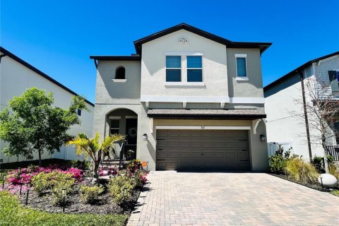 Casa en venta en Tampa, Florida, 4 dormitorios, 233 m2 № 1820499 - foto 1