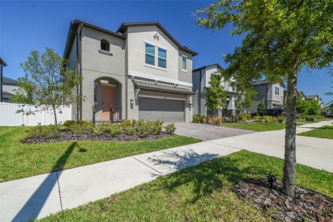 Casa en venta en Tampa, Florida, 4 dormitorios, 233 m2 № 1820499 - foto 4