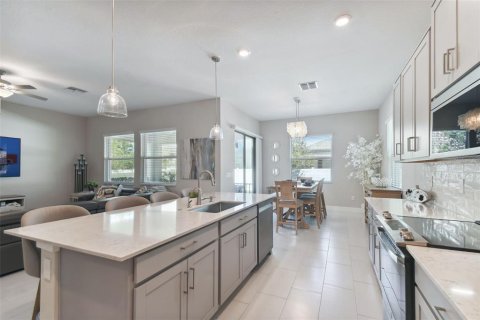 Casa en venta en Tampa, Florida, 4 dormitorios, 233 m2 № 1820499 - foto 27