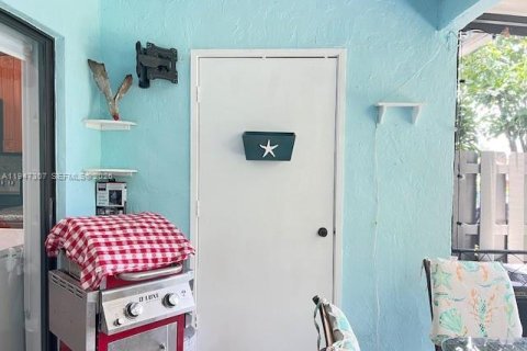 Touwnhouse à vendre à Pembroke Pines, Floride: 2 chambres, 113.71 m2 № 2003659 - photo 23