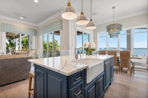 Villa ou maison à vendre à Bradenton Beach, Floride: 7 chambres, 557.41 m2 № 2344516 - photo 10