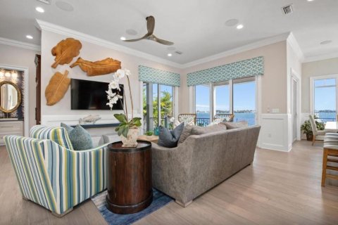 Villa ou maison à vendre à Bradenton Beach, Floride: 7 chambres, 557.41 m2 № 2344516 - photo 3