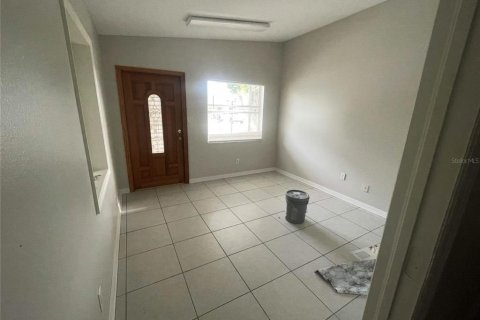 Villa ou maison à louer à Tampa, Floride: 4 chambres, 155.33 m2 № 2403547 - photo 3