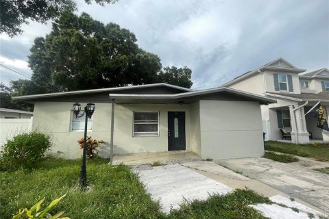 Villa ou maison à louer à Tampa, Floride: 4 chambres, 155.33 m2 № 2403547 - photo 7
