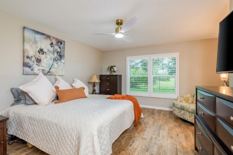 Condo in New Port Richey, Florida, 2 bedrooms  № 1831287 - photo 28