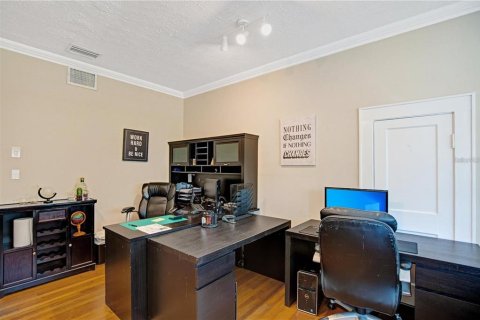 Propiedad comercial en alquiler en Orlando, Florida, 230.12 m2 № 1419341 - foto 5