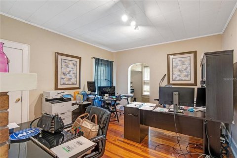 Propiedad comercial en alquiler en Orlando, Florida, 230.12 m2 № 1419341 - foto 9