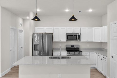 House in Ocala, Florida 4 bedrooms, 144.93 sq.m. № 1814992 - photo 27
