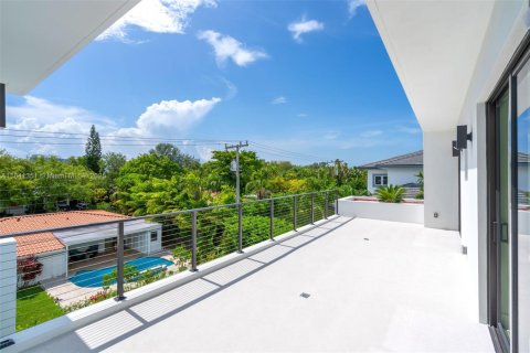 Casa en venta en Key Biscayne, Florida, 6 dormitorios, 327.02 m2 № 1936185 - foto 25