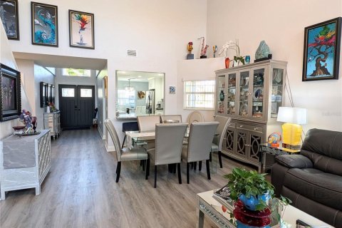 House in Palm Coast, Florida 4 bedrooms, 205.78 sq.m. № 1900362 - photo 11